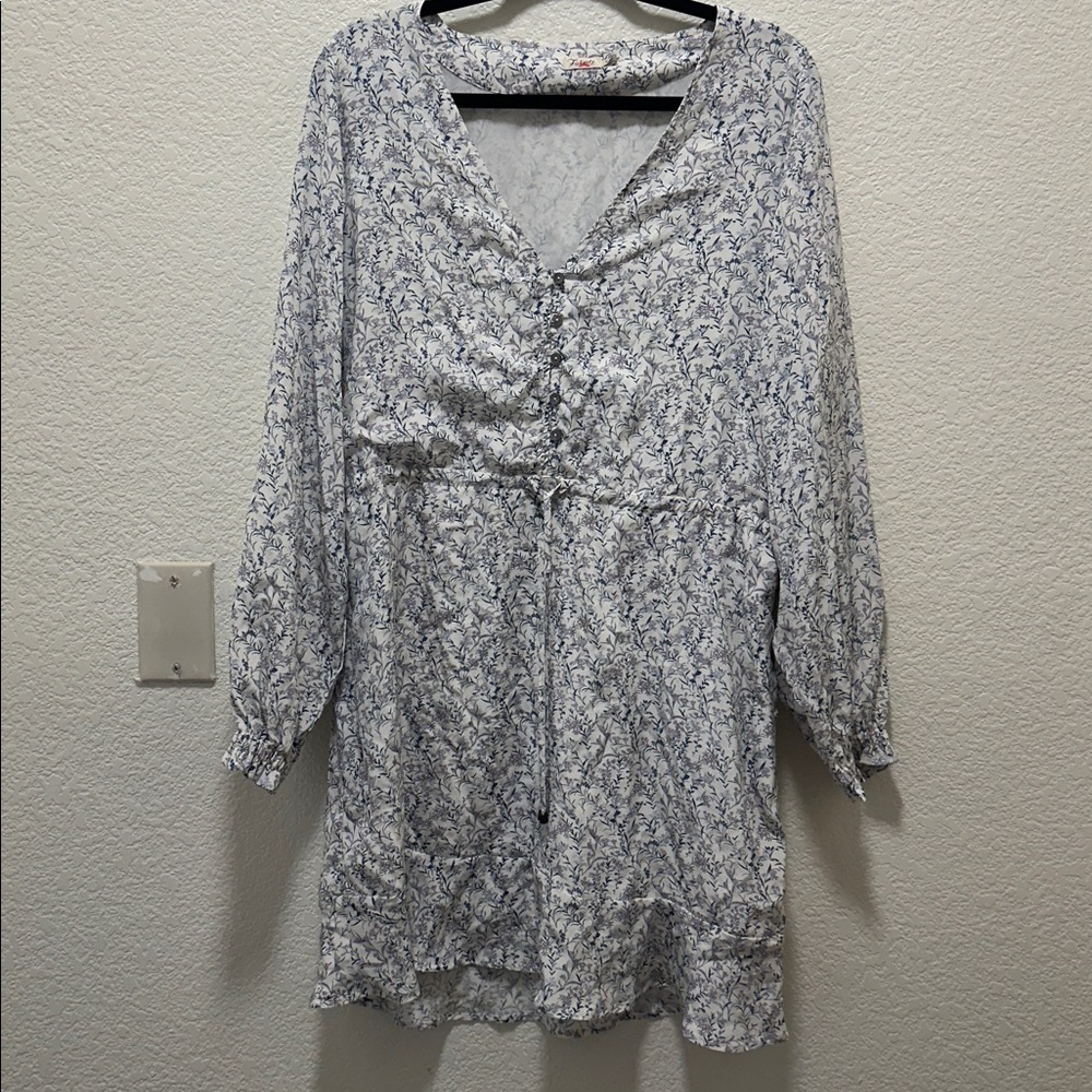 Faherty Blue and White Floral Dress